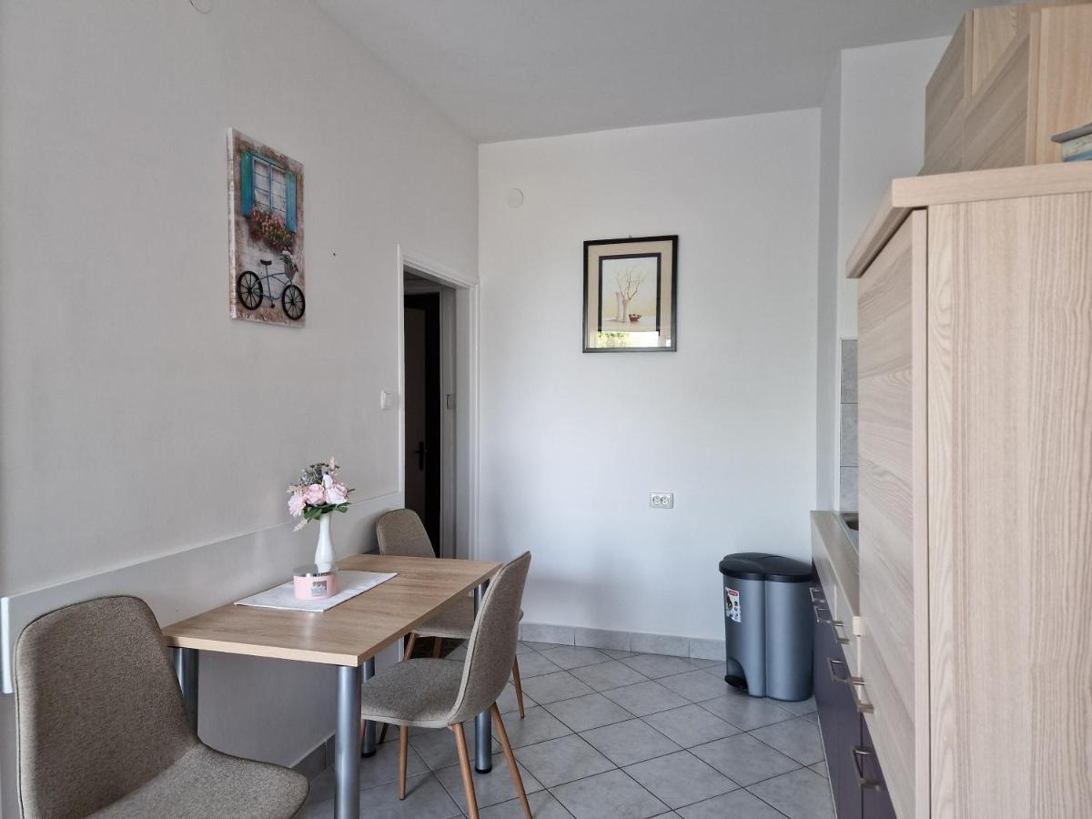 Apartment Sostaric Vrh  المظهر الخارجي الصورة